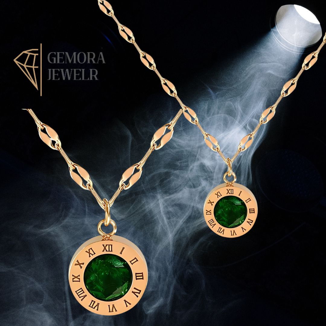 Gemora Special - 18K Goudvergulde Halsketting met Diepgroene Steen en Romeinse Cijfers
